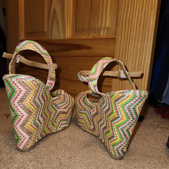 GROOVY Candie's wedge sandals - Picture 3 of 5